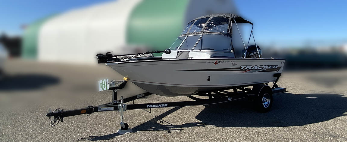 2019 Tracker ProGuide 165 WalkThru Pre-owned boats Exclusive Auto Marine aluminum fishing outboard power boat