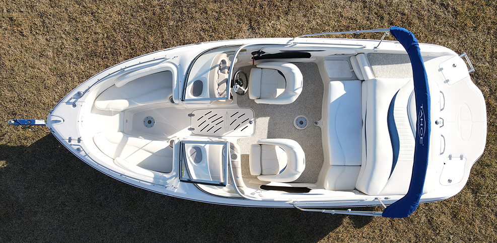 2007 Tahoe Q7i Sport Pre-owned boat Exclusive Auto Marine BowRider Fiberglass boat power boat stern