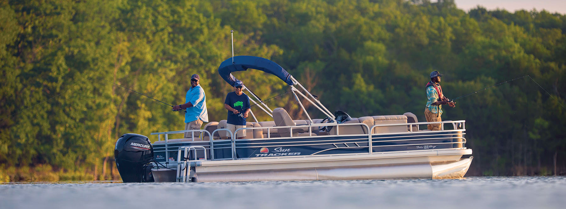 2022 SunTracker Fishin'Barge 22 Exclusive Auto Marine fishing pontoon outboard power boat