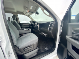 2019 Ram 1500 Classic SLT Crew Cab Pre-owned Vehicle Exclusive Auto Marine Used Vehicle 