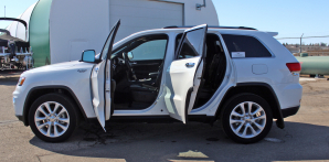 2017 Jeep Grand Cherokee Limited 4x4  Exclusive Auto Marine  pre-owned SUV 