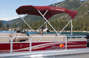 2014 SunTracker Party Barge 22 XP3 Pre-owned boat Exclusive Auto Marine used pontoon