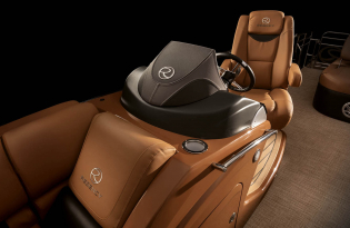 2022 Regeny 250 LE3 Sport Exclusive Auto Marine Luxury pontoon power boat outboard motor