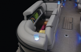 2022 Regency 230 LE3 Exclusive Auto Marine Luxury Pontoon power boat outboard motor