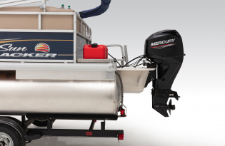 2022 Suntracker BASS BUGGY® 16 XL SELECT Exclusive Auto Marine pontoon boat powerboat fishing boat