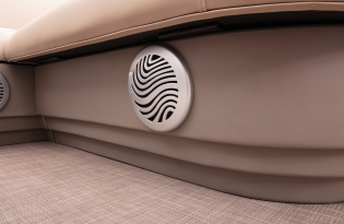 2022 Suntracker BASS BUGGY® 16 XL SELECT Exclusive Auto Marine pontoon boat powerboat fishing boat