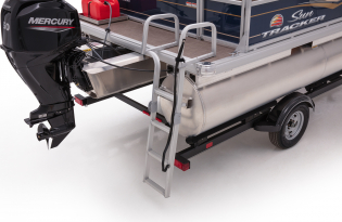 2022 Suntracker BASS BUGGY® 16 XL SELECT Exclusive Auto Marine pontoon boat powerboat fishing boat