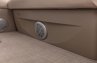 2022 SunTracker Fishin'Barge 20 Exclusive Auto Marine fishing pontoon outboard power boat