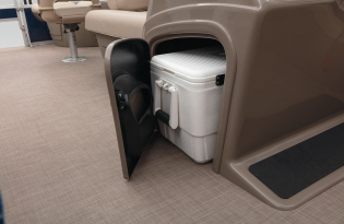 2022 SunTracker Fishin'Barge 22 Exclusive Auto Marine fishing pontoon outboard power boat