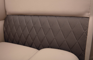 2022 Suntracker Fishin' Barge 24 DLX Exclusive Auto Marine fishing pontoon power boat outboard