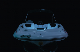 2022 Tahoe 1950 Fiberglass Runabout Bowrider Power Boat Exclusive Auto Marine Outboard Deck Series