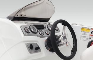 2022 Tahoe 1950 Fiberglass Runabout Bowrider Power Boat Exclusive Auto Marine Outboard Deck Series