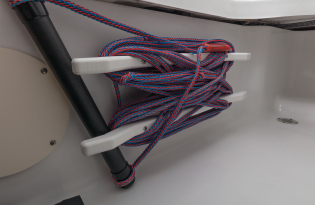 2022 Tahoe 1950 Fiberglass Runabout Bowrider Power Boat Exclusive Auto Marine Outboard Deck Series