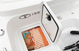 2022 Tahoe 1950 Fiberglass Runabout Bowrider Power Boat Exclusive Auto Marine Outboard Deck Series