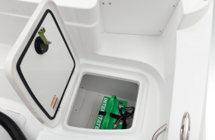 2022 Tahoe 1950 Fiberglass Runabout Bowrider Power Boat Exclusive Auto Marine Outboard Deck Series