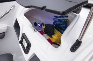 2022 Tahoe 210 S Runabout Bowrider Boat Exclusive Auto Marine Power Boat Outboard Sport Series