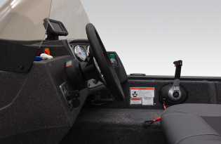 2022 TRACKER Pro Guide V-16 SC Exclusive Auto Marine fishing boat outboard