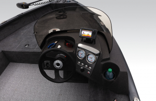 2022 TRACKER Pro Guide V-16 SC Exclusive Auto Marine fishing boat outboard