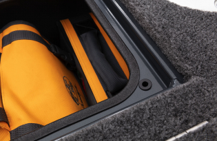 2022 TRACKER Pro Guide V-16 SC Exclusive Auto Marine fishing boat outboard