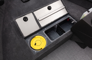 2022 TRACKER Pro Guide V-16 SC Exclusive Auto Marine fishing boat outboard