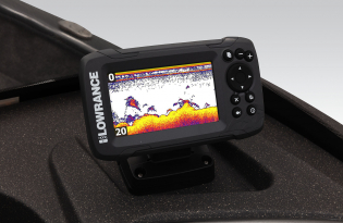 2022 TRACKER Pro Guide V-16 SC Exclusive Auto Marine fishing boat outboard