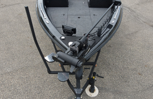 2021 Triton Boats - 186 Allure Fish and Ski High-Performance Boat fiberglass fishing boat Exclusive Auto Marine