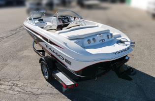 2013 Tahoe Q5i Fiberglass Bowrider Runabouts and Deckboats Pre-owned Boats Exclusive Auto Marine Inboard