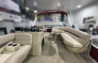 2014 SunTracker Party Barge 22 XP3 Pre-owned boat Exclusive Auto Marine used pontoon