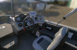 2019 Tracker ProGuide 165 WalkThru Pre-owned boats Exclusive Auto Marine aluminum fishing outboard power boat