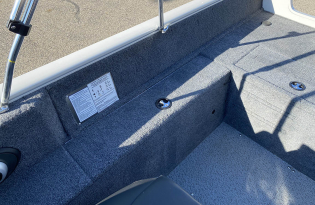 2019 Tracker ProGuide 165 WalkThru Pre-owned boats Exclusive Auto Marine aluminum fishing outboard power boat