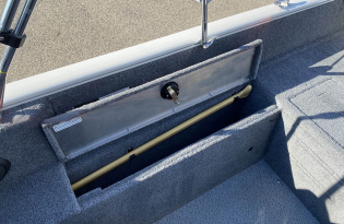 2019 Tracker ProGuide 165 WalkThru Pre-owned boats Exclusive Auto Marine aluminum fishing outboard power boat