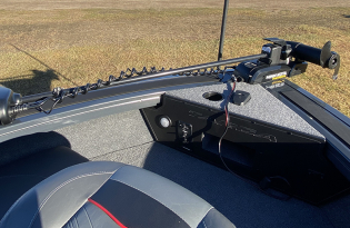 2021 Tracker Targa V18 Combo Pre-owned Boat Exclusive Auto Marine  Deep V fishing boat power boat outboard motor