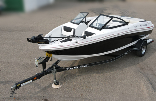 2017 Tahoe 500 TF Fiberglass Bowrider Runabouts Pre-owned Boats Exclusive Auto Marine inboard motor fishing boat