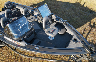 2021 Tracker Targa V18 Combo Pre-owned Boat Exclusive Auto Marine  Deep V fishing boat power boat outboard motor