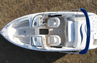 2007 Tahoe Q7i Sport Pre-owned boat Exclusive Auto Marine BowRider Fiberglass boat power boat stern