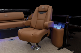 2022 Regeny 250 LE3 Sport Exclusive Auto Marine Luxury pontoon power boat outboard motor