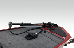 2021 BASS TRACKER® Classic XL Mod-V boats Tracker Aluminum fishing boats Exclusive Auto Marine