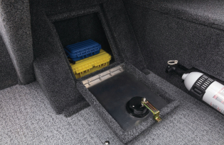 2022 Tracker Pro Guide V-16  WT  Exclusive Auto Marine aluminum fishing boat power boat outboard  motor