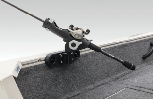 2022 Tracker Pro Guide V-16  WT  Exclusive Auto Marine aluminum fishing boat power boat outboard  motor