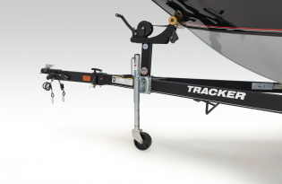 2022 Tracker ProGuide V175 Combo Exclusive Auto Marine aluminum fishing boat power boat outboard motor