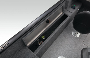 2022 Tracker ProGuide V175 Combo Exclusive Auto Marine aluminum fishing boat power boat outboard motor