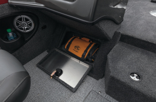 2022 Tracker Targa V18 Combo Exclusive Auto Marine  aluminum fishing boat power boat outboard motors