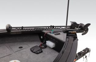 2022 Tracker Targa V19 Walk Thru Exclusive Auto Marine aluminum fishing boat power boat outboard motor