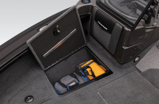 2022 Tracker Targa V19 Walk Thru Exclusive Auto Marine aluminum fishing boat power boat outboard motor