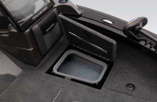 2022 Tracker Targa V19 Walk Thru Exclusive Auto Marine aluminum fishing boat power boat outboard motor