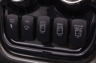 2022 Tracker Targa V19 Walk Thru Exclusive Auto Marine aluminum fishing boat power boat outboard motor