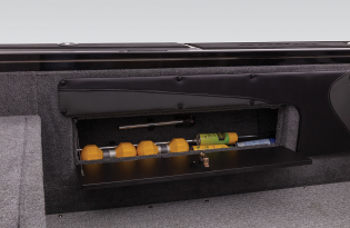 2022 Tracker Targa V19 Walk Thru Exclusive Auto Marine aluminum fishing boat power boat outboard motor